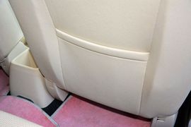 2015款奇瑞风云2两厢1.5L手动新锐版