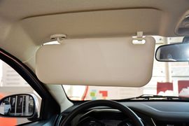 2015款奇瑞风云2两厢1.5L手动新锐版