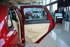 2015款北汽绅宝D20三厢1.5L手动乐尚版