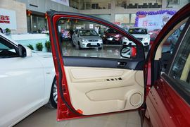 2015款北汽绅宝D20三厢1.5L手动乐尚版