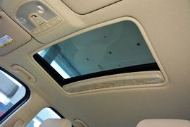 2015款北汽绅宝D20三厢1.5L手动乐尚版