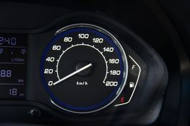 2015款北汽绅宝D20三厢1.5L手动乐尚版