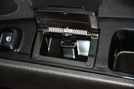 2013款福特蒙迪欧2.0L