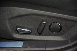 2013款福特蒙迪欧2.0L