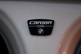 武汉试驾宝马750Li