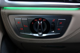 武汉试驾宝马750Li