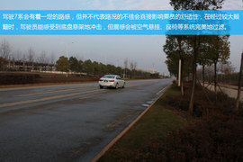 武汉试驾宝马750Li