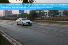 武汉试驾宝马750Li
