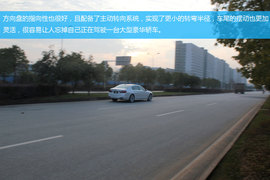 武汉试驾宝马750Li