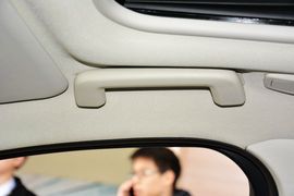 2015款福特福克斯三厢1.6L自动风尚型