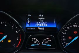 2015款福特福克斯三厢1.6L自动风尚型