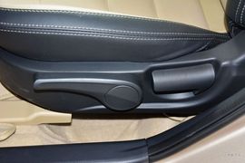 2015款海马第四代福美来1.6L手动品尚型