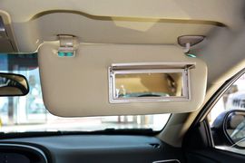 2015款海马第四代福美来1.6L手动品尚型