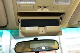 2015款海马第四代福美来1.6L手动品尚型