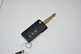 2015款海马第四代福美来1.6L手动品尚型