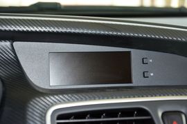 2015款海马第四代福美来1.6L手动品尚型