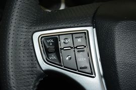 2015款海马第四代福美来1.6L手动品尚型