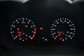 2015款海马第四代福美来1.6L手动品尚型