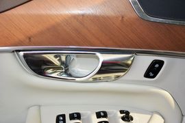 2015款沃尔沃XC90