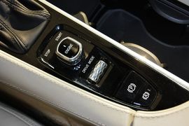 2015款沃尔沃XC90