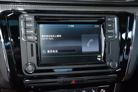 2016款大众帕萨特330TSI御尊版