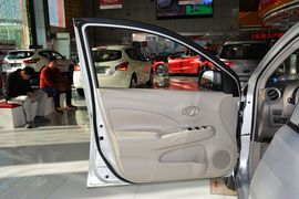 2015款日产阳光1.5XE手动大师版