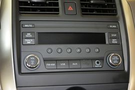 2015款日产阳光1.5XE手动大师版