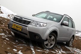 三菱欧蓝德劲界对比斯巴鲁森林人