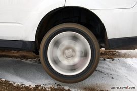 三菱欧蓝德劲界对比斯巴鲁森林人