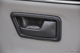 2010款一汽大众捷达1.6L手动伙伴型