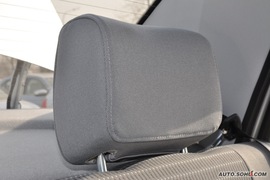 2010款一汽大众捷达1.6L手动伙伴型