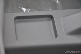 2010款一汽大众捷达1.6L手动伙伴型