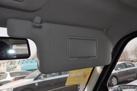 2010款一汽大众捷达1.6L手动伙伴型