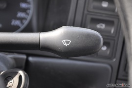 2010款一汽大众捷达1.6L手动伙伴型