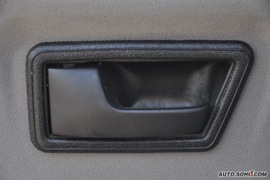 2010款一汽大众捷达1.6L手动伙伴型