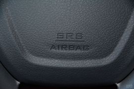 2015款比亚迪速锐1.5L手动豪华型