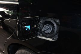 2015款比亚迪速锐1.5L手动豪华型