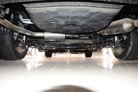 2015款比亚迪速锐1.5L手动豪华型