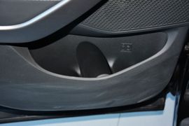 2015款现代全新胜达2.4L自动两驱智能型