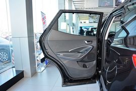 2015款现代全新胜达2.4L自动两驱智能型