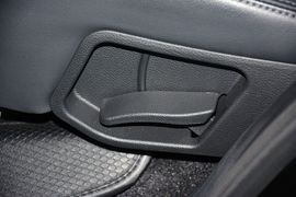 2015款现代全新胜达2.4L自动两驱智能型