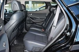 2015款现代全新胜达2.4L自动两驱智能型