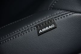 2015款现代全新胜达2.4L自动两驱智能型
