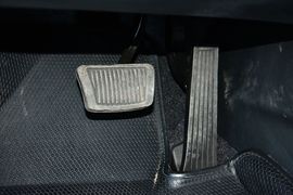 2015款现代全新胜达2.4L自动两驱智能型