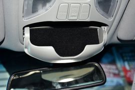 2015款现代全新胜达2.4L自动两驱智能型