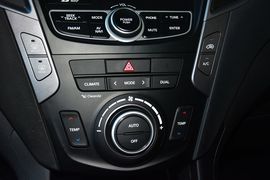 2015款现代全新胜达2.4L自动两驱智能型