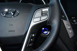 2015款现代全新胜达2.4L自动两驱智能型
