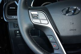 2015款现代全新胜达2.4L自动两驱智能型