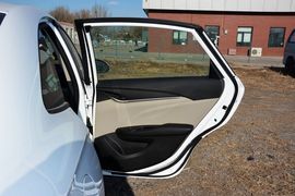 2015款别克英朗18T双离合精英型