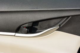 2015款别克英朗18T双离合精英型